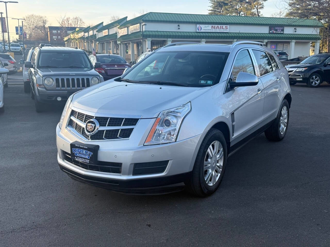 Used 2011 Cadillac SRX Luxury image 4