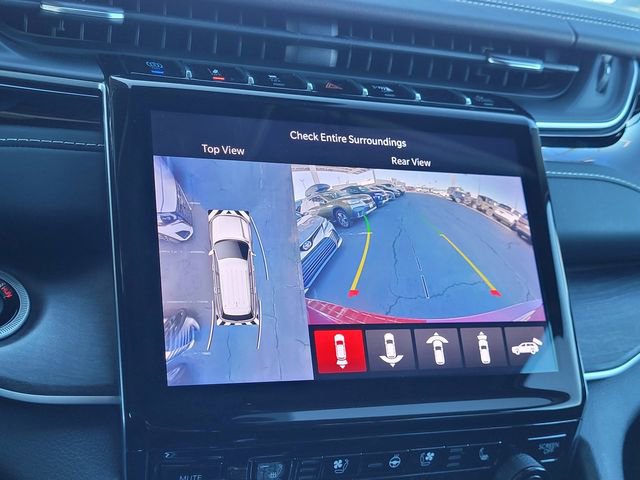 Used 2022 Jeep Grand Cherokee Limited 4xe w/ Luxury Tech Group II image 10