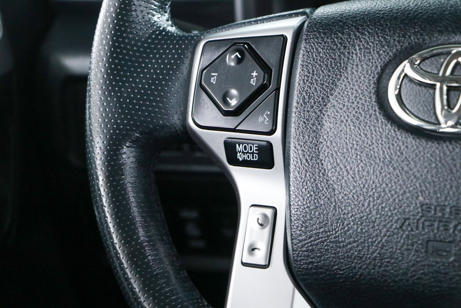 Used 2023 Toyota 4Runner SR5 Premium w/ Moonroof Package AWD/4WD image 14