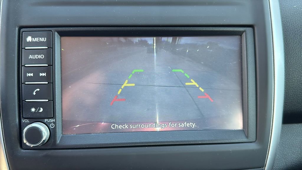 Used 2019 Nissan Versa SV image 28