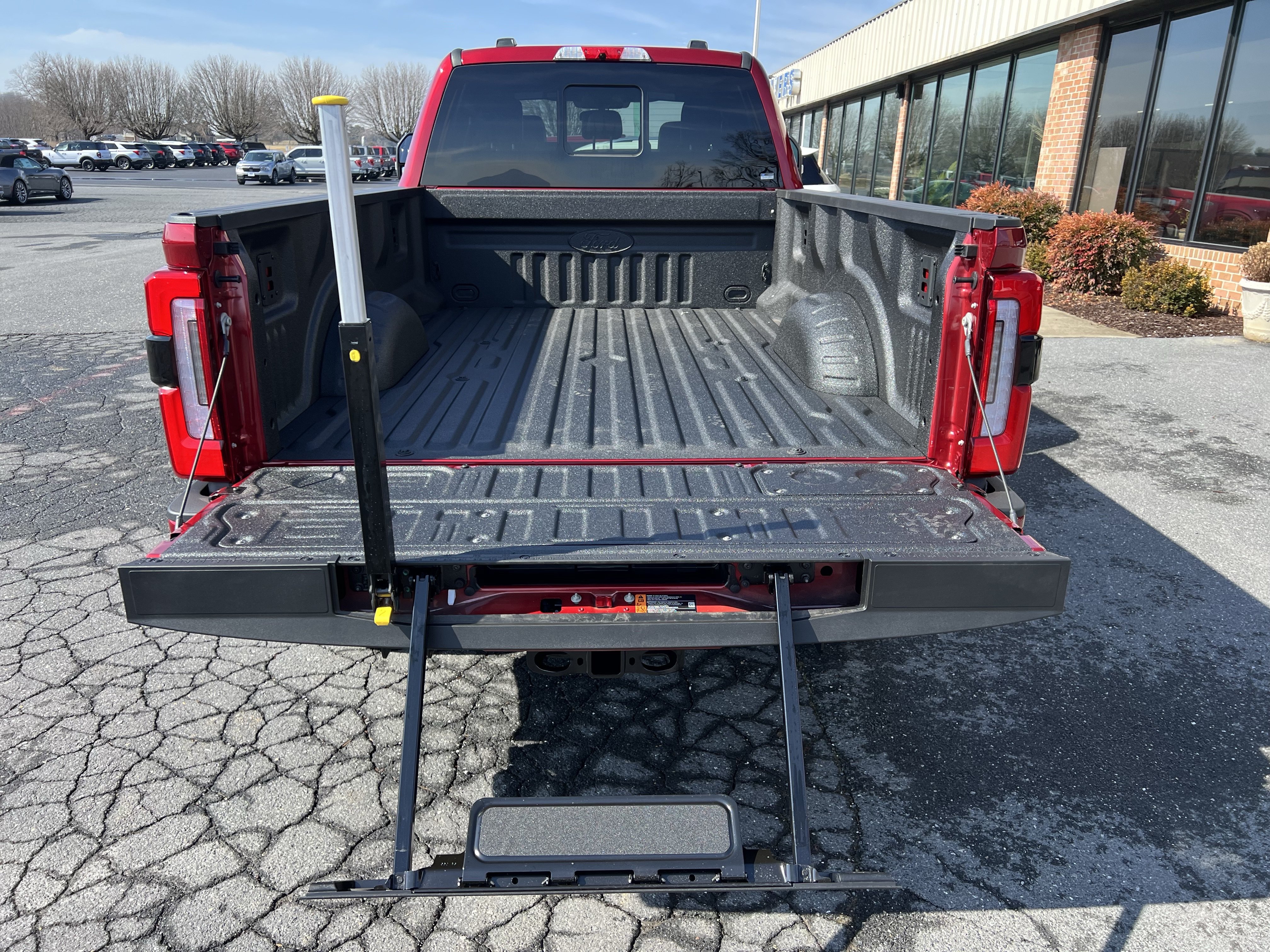 New 2026 Ford F350 Platinum w/ FX4 Off-Road Package AWD/4WD image 10