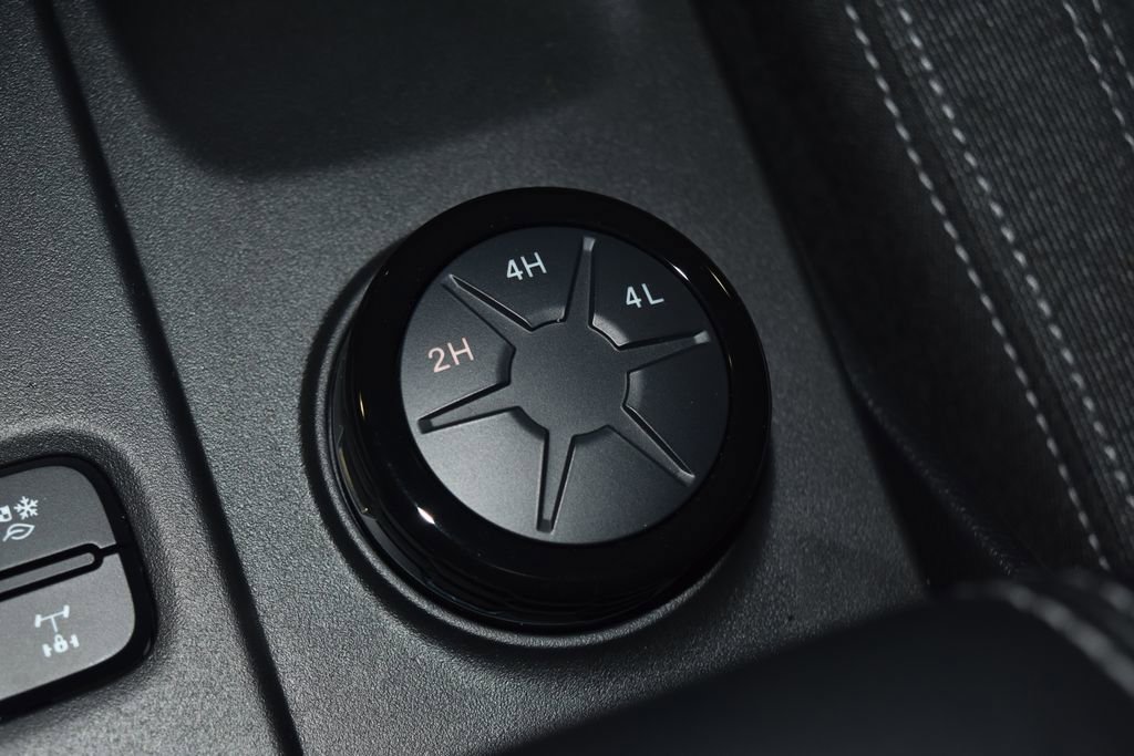 Used 2025 Ford Ranger XLT w/ Equipment Group 301A High image 13