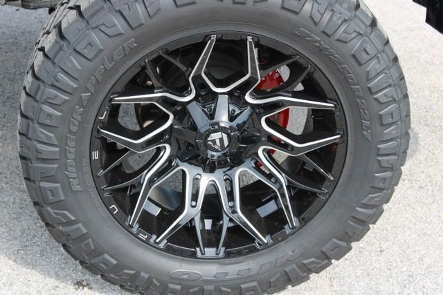 Used 2024 Chevrolet Silverado 2500 LT w/ All Star Edition image 28