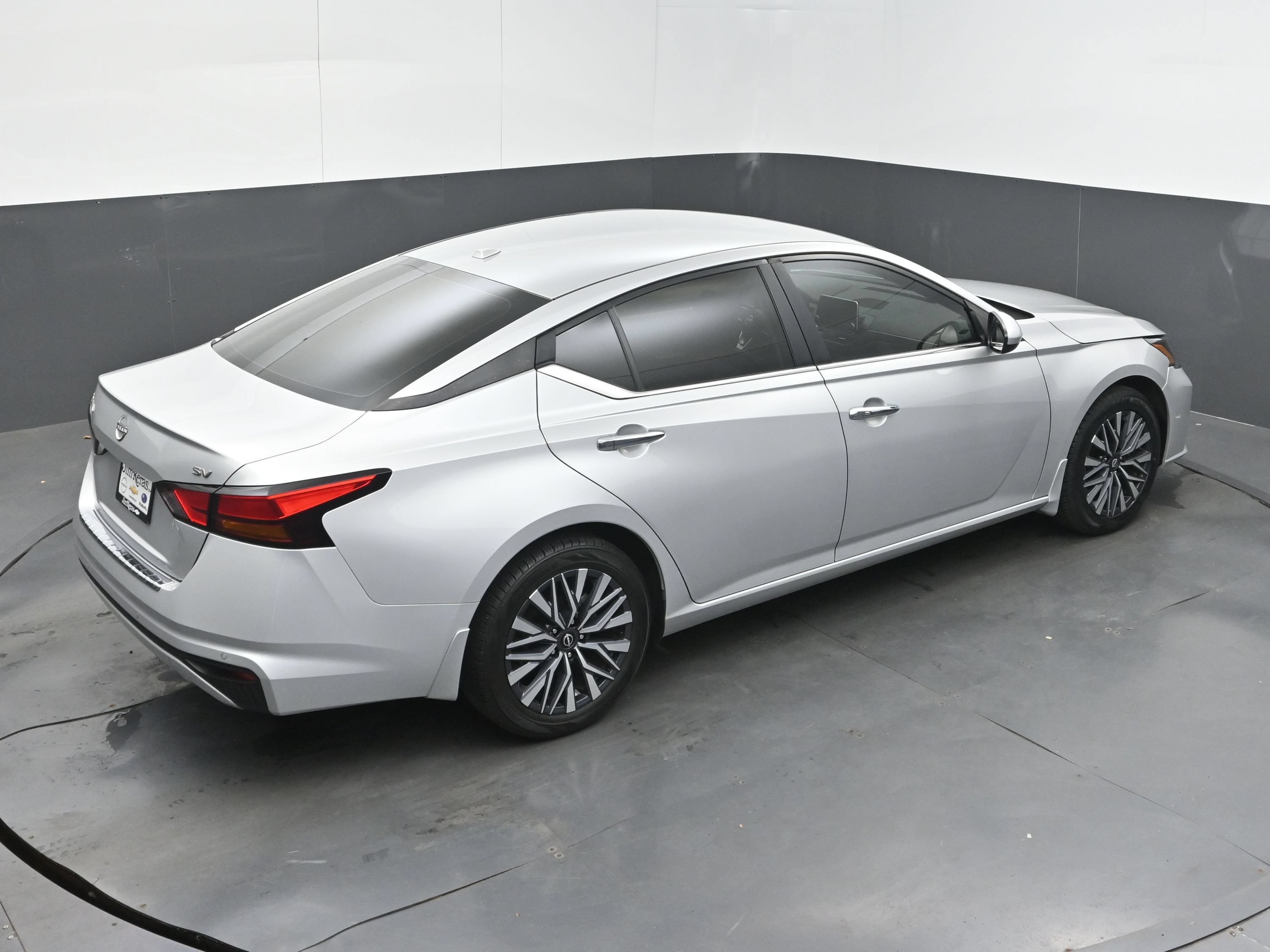 Used 2023 Nissan Altima 2.5 SV FWD image 37