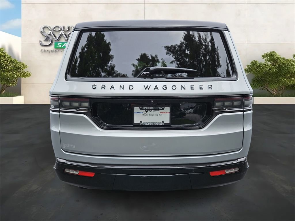 Used 2024 Jeep Grand Wagoneer L Series II w/ Quick Order Packagew 28T AWD/4WD image 4