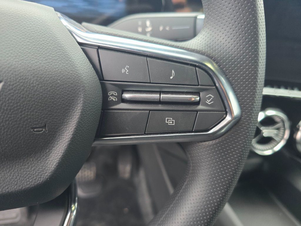 New 2026 Chevrolet Blazer EV LT AWD/4WD image 23