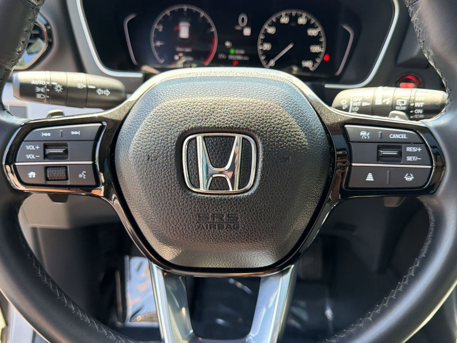 Used 2023 Honda Pilot Touring image 17