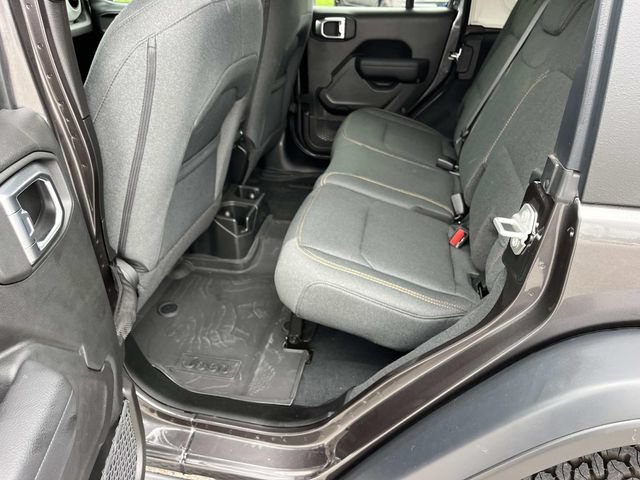 Used 2024 Jeep Wrangler Unlimited Sport AWD/4WD image 17