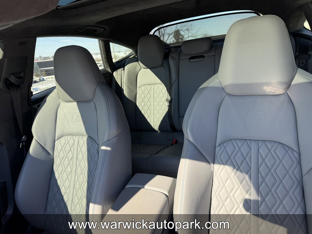 Used 2020 Audi S7 Prestige w/ Prestige Package image 25