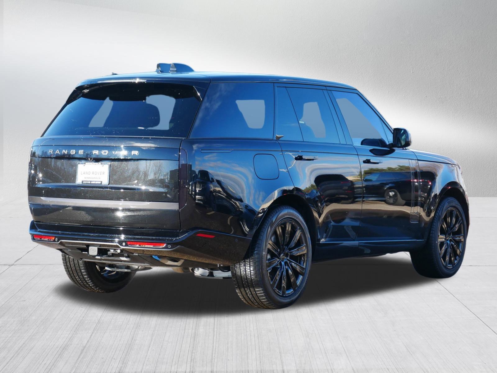 New 2026 Land Rover Range Rover SE AWD/4WD image 2