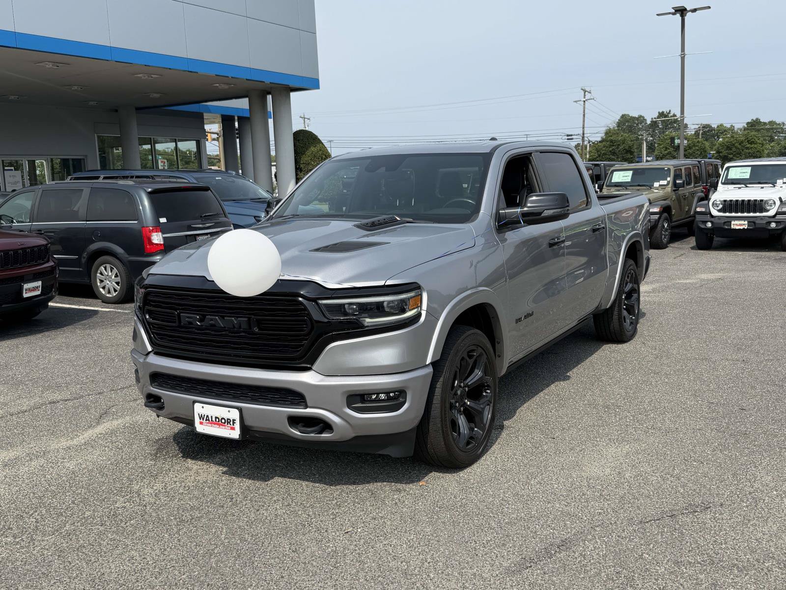 Used 2023 RAM 1500 Limited w/ Night Edition AWD/4WD image 6