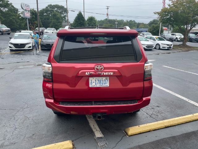 Used 2016 Toyota 4Runner SR5 AWD/4WD image 5