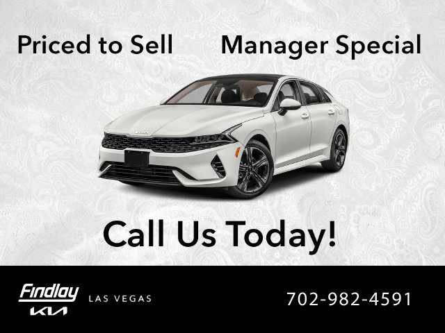 Used 2025 Toyota Corolla Cross XLE w/ Convenience Package FWD image 4