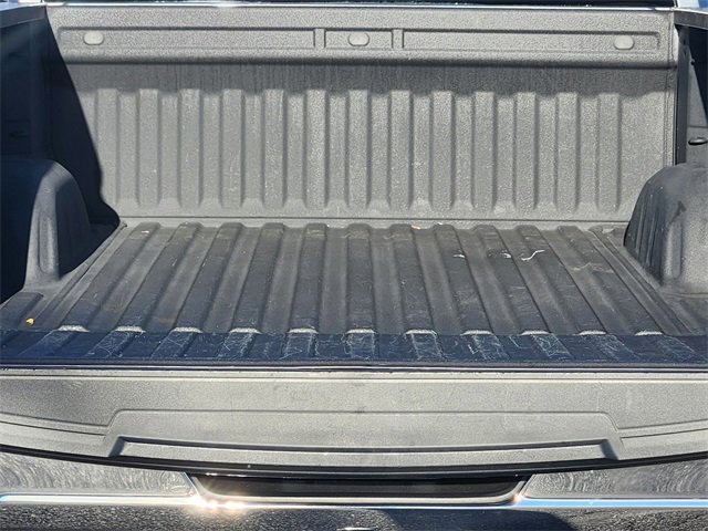 Used 2022 Chevrolet Silverado 1500 LT image 12