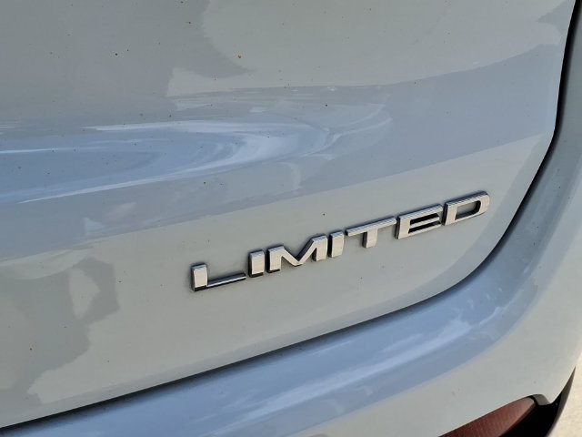 Certified 2025 Jeep Compass Limited w/ Elite Group AWD/4WD image 21