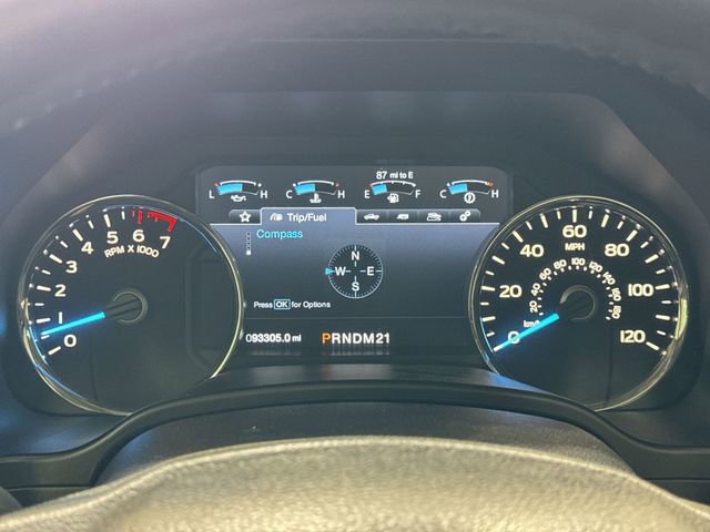 Used 2017 Ford F150 Lariat w/ Equipment Group 502A Luxury image 11