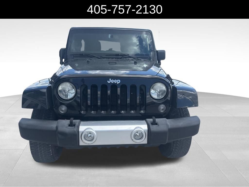 Used 2014 Jeep Wrangler Unlimited Sahara w/ Connectivity Group AWD/4WD image 3