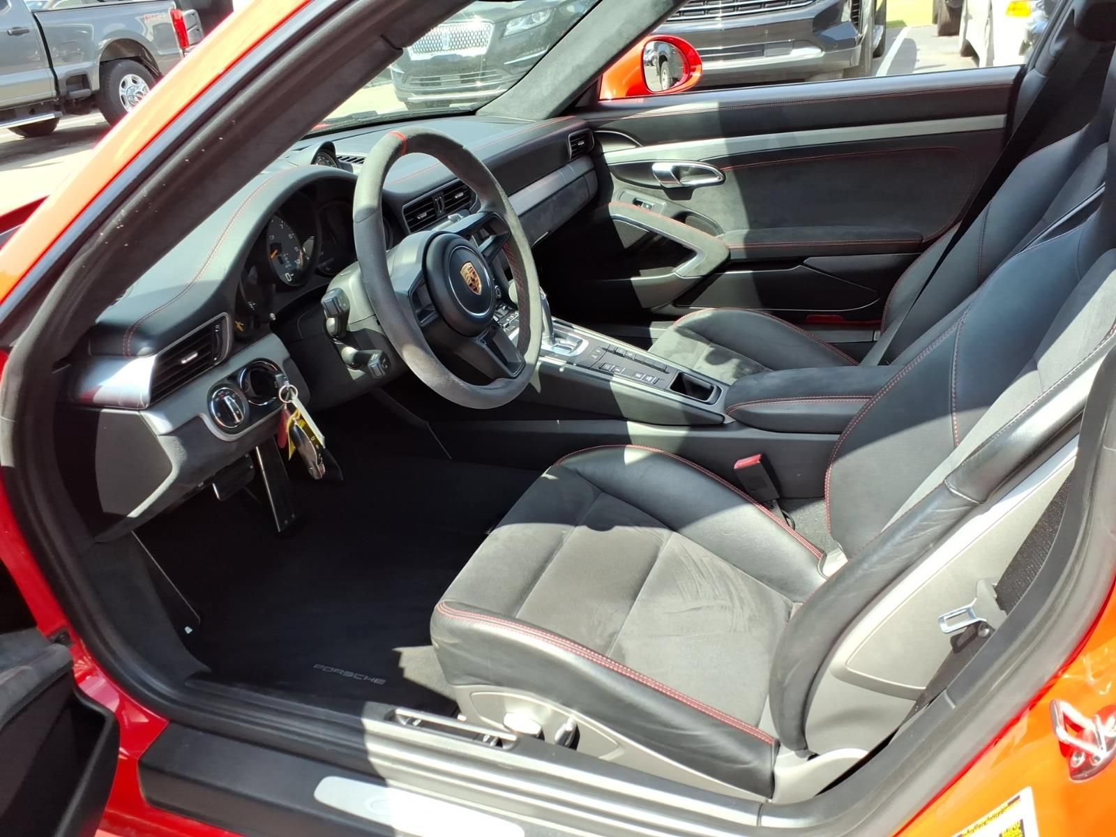 Used 2018 Porsche 911 GT3 RWD image 10