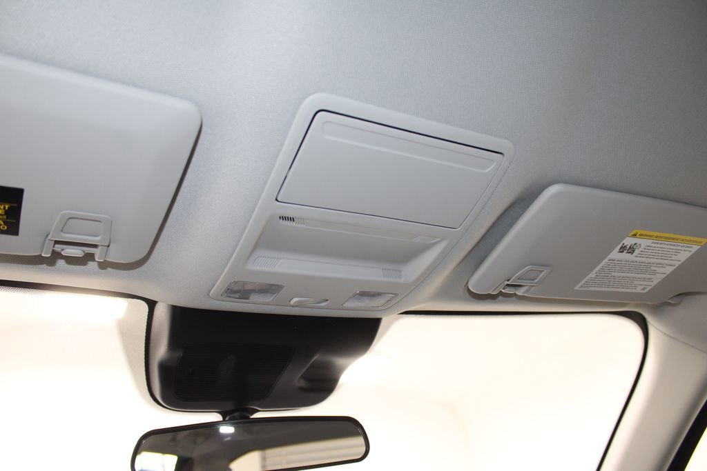 New 2025 Ford Maverick XL w/ Equipment Group 101A image 40