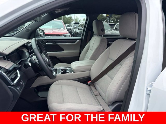 Used 2026 GMC Acadia Elevation FWD image 14