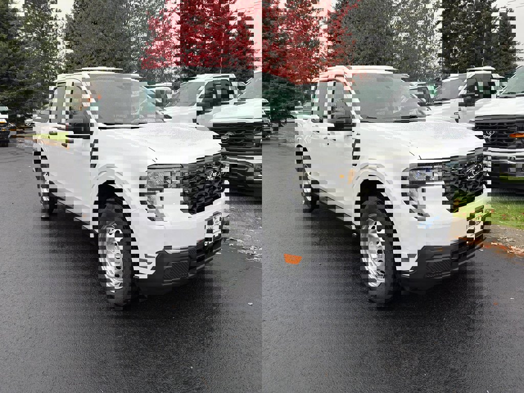 New 2025 Ford Maverick XL w/ Equipment Group 101A