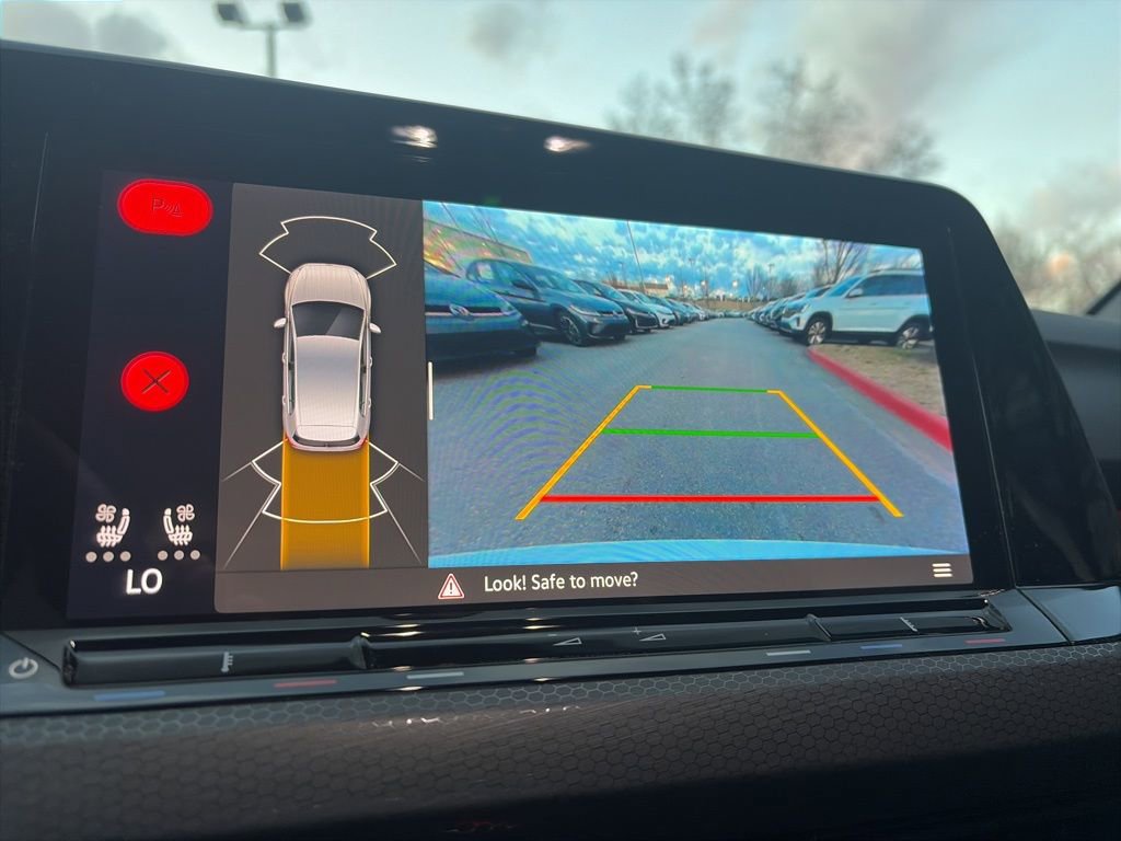 Used 2024 Volkswagen GTI SE FWD image 13