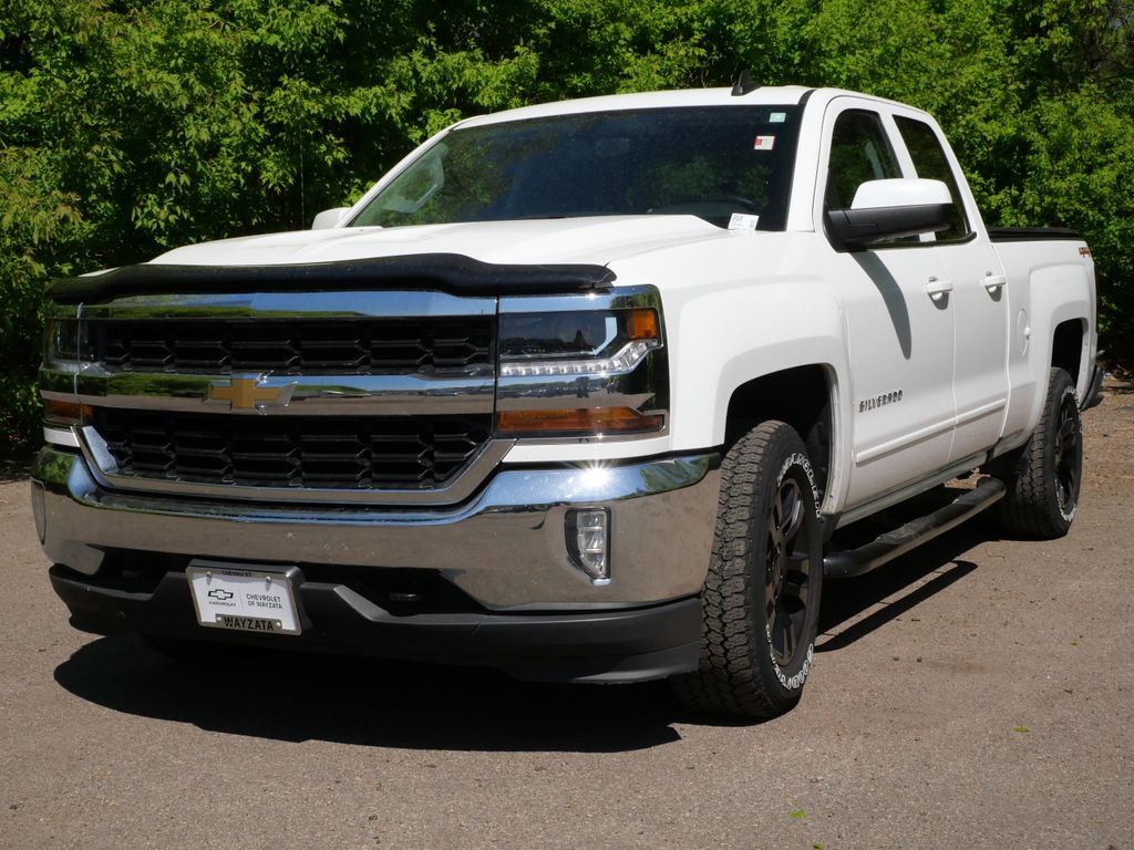 Used 2019 Chevrolet Silverado 1500 LT w/ All Star Edition AWD/4WD image 3