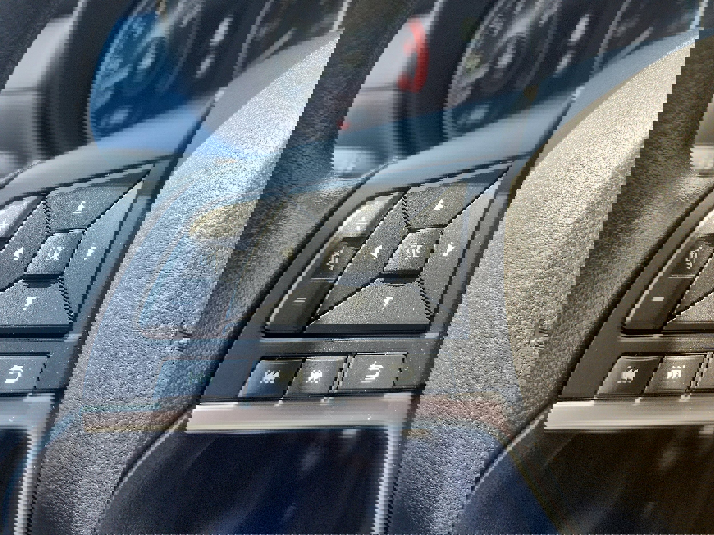 New 2025 Nissan Versa SV w/ Trunk Package image 18