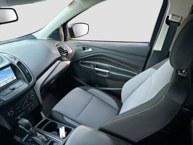 Used 2019 Ford Escape SE image 23