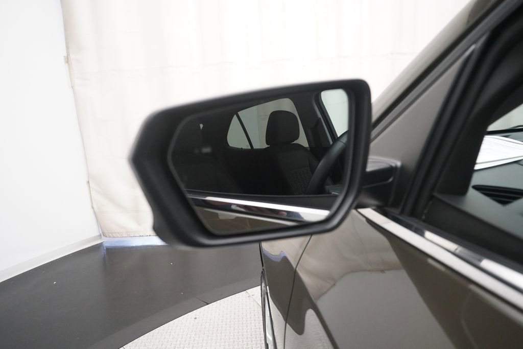 Used 2024 Chevrolet Equinox LT image 25