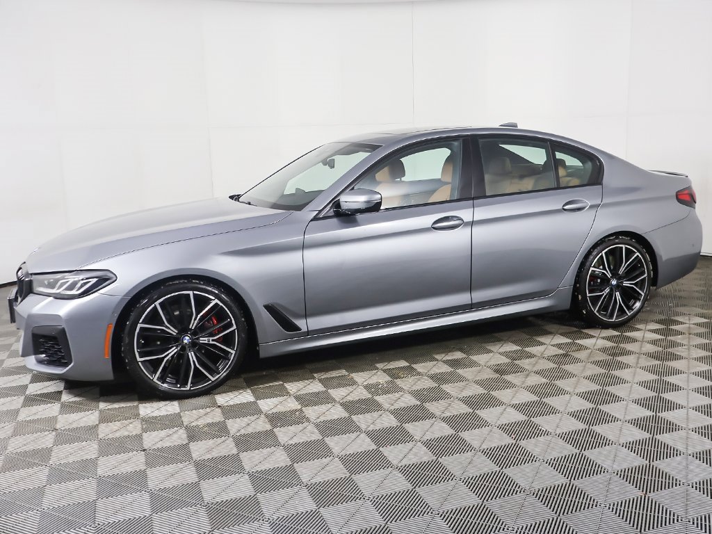 Used 2023 BMW M550i xDrive w/ Shadowloine Package image 18