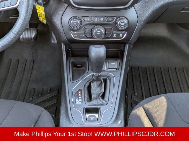 Certified 2020 Jeep Cherokee Latitude FWD image 18