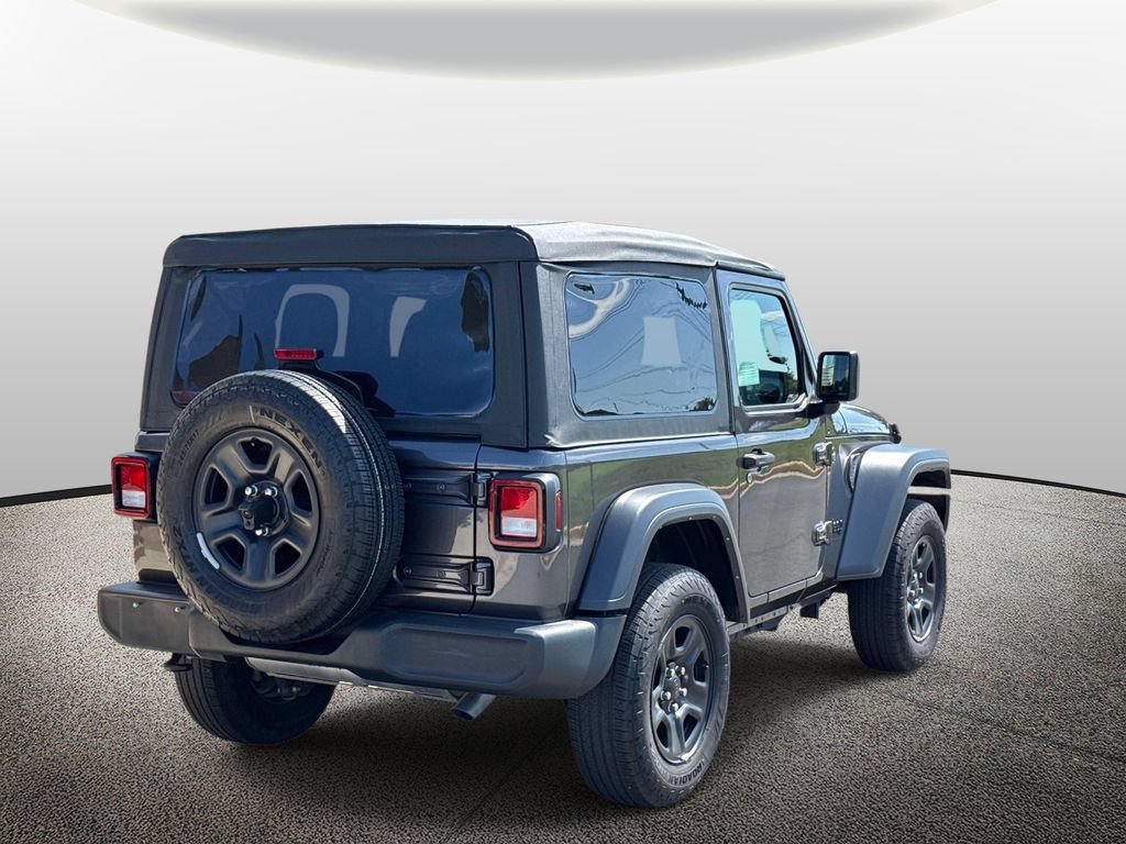 Used 2025 Jeep Wrangler Sport AWD/4WD image 2