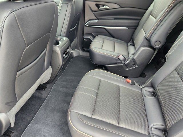 Used 2026 Chevrolet Traverse High Country w/ LPO, Floor Liner Package AWD/4WD image 32