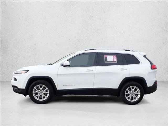 Used 2015 Jeep Cherokee Latitude AWD/4WD image 2