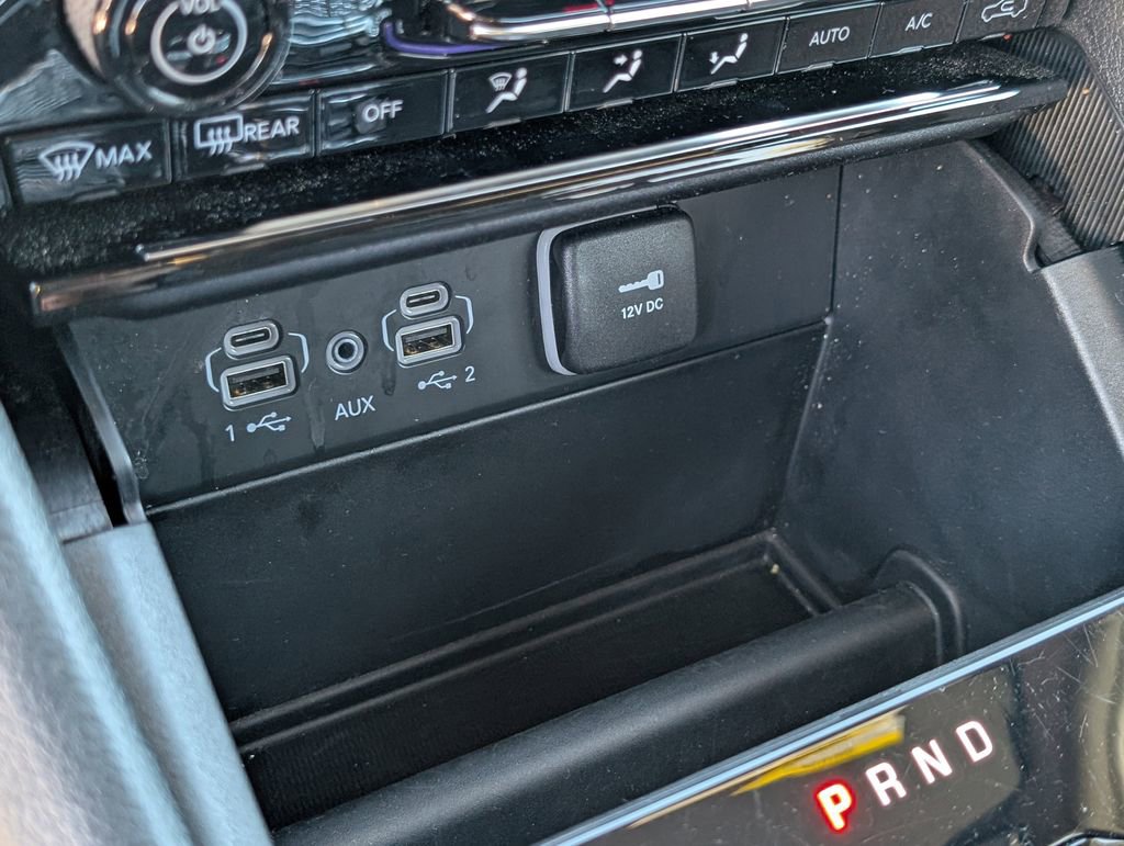 Used 2025 Jeep Grand Cherokee L Limited image 31