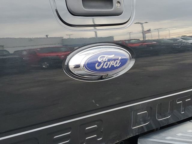 Used 2015 Ford F350 Lariat image 27