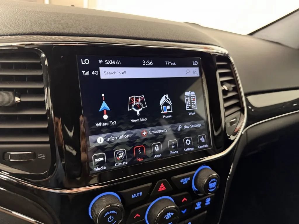 Used 2021 Jeep Grand Cherokee Trailhawk AWD/4WD image 24