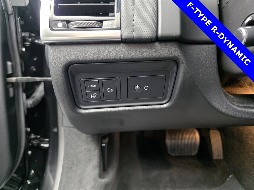 Used 2020 Jaguar F-TYPE Checkered Flag image 23