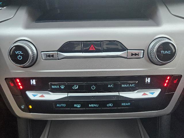 Certified 2021 Ford Explorer XLT w/ Equipment Group 202A image 25