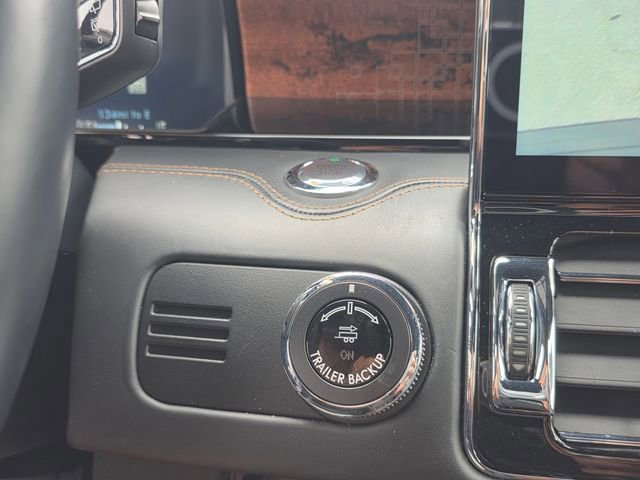 Used 2022 Lincoln Navigator Black Label AWD/4WD image 23