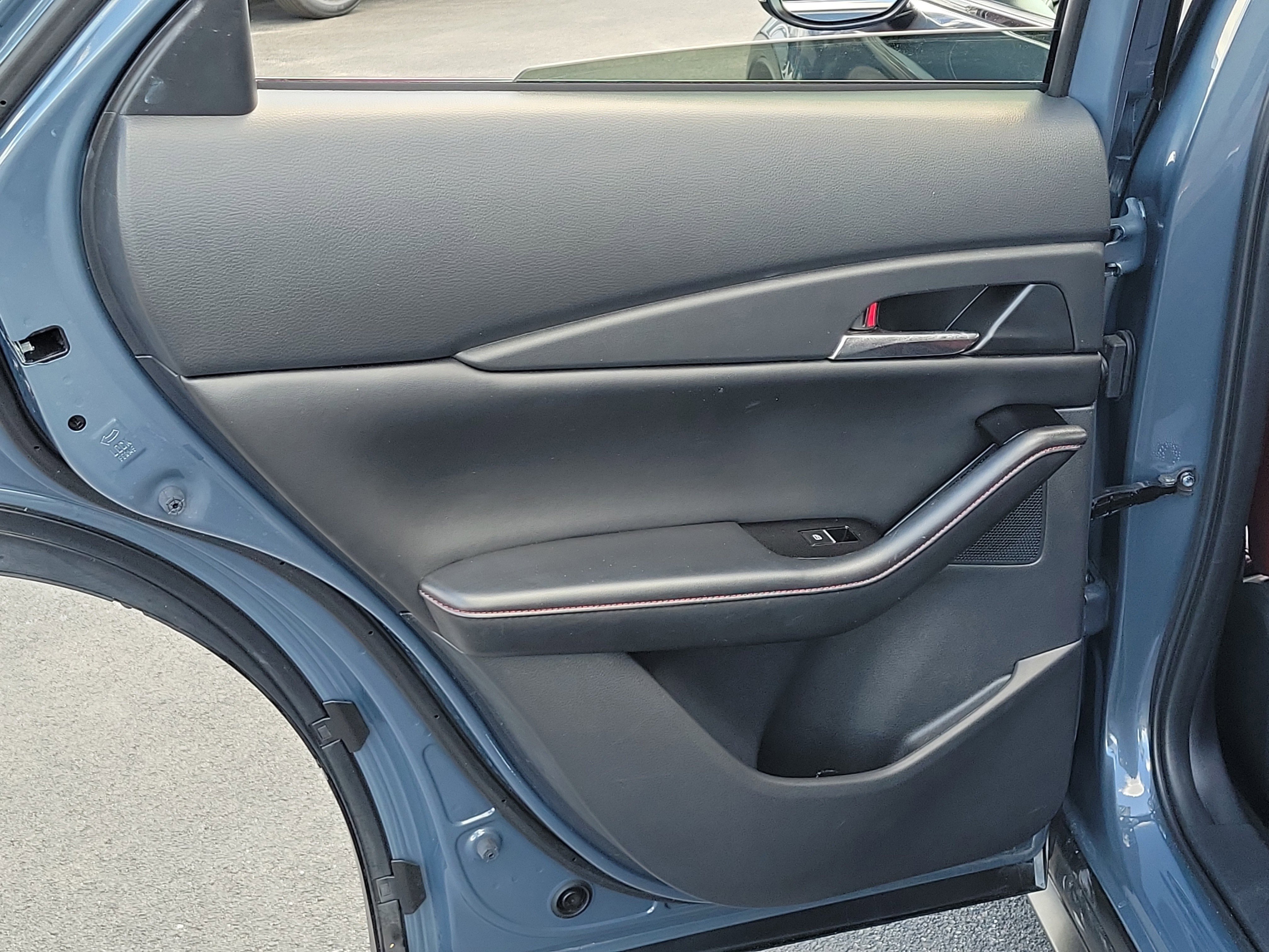 Used 2025 MAZDA CX-30 AWD 2.5 S w/ Preferred Package image 13