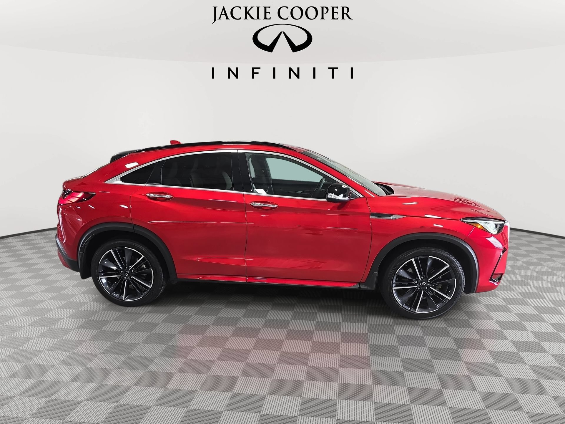Used 2025 INFINITI QX55 Essential AWD/4WD image 4