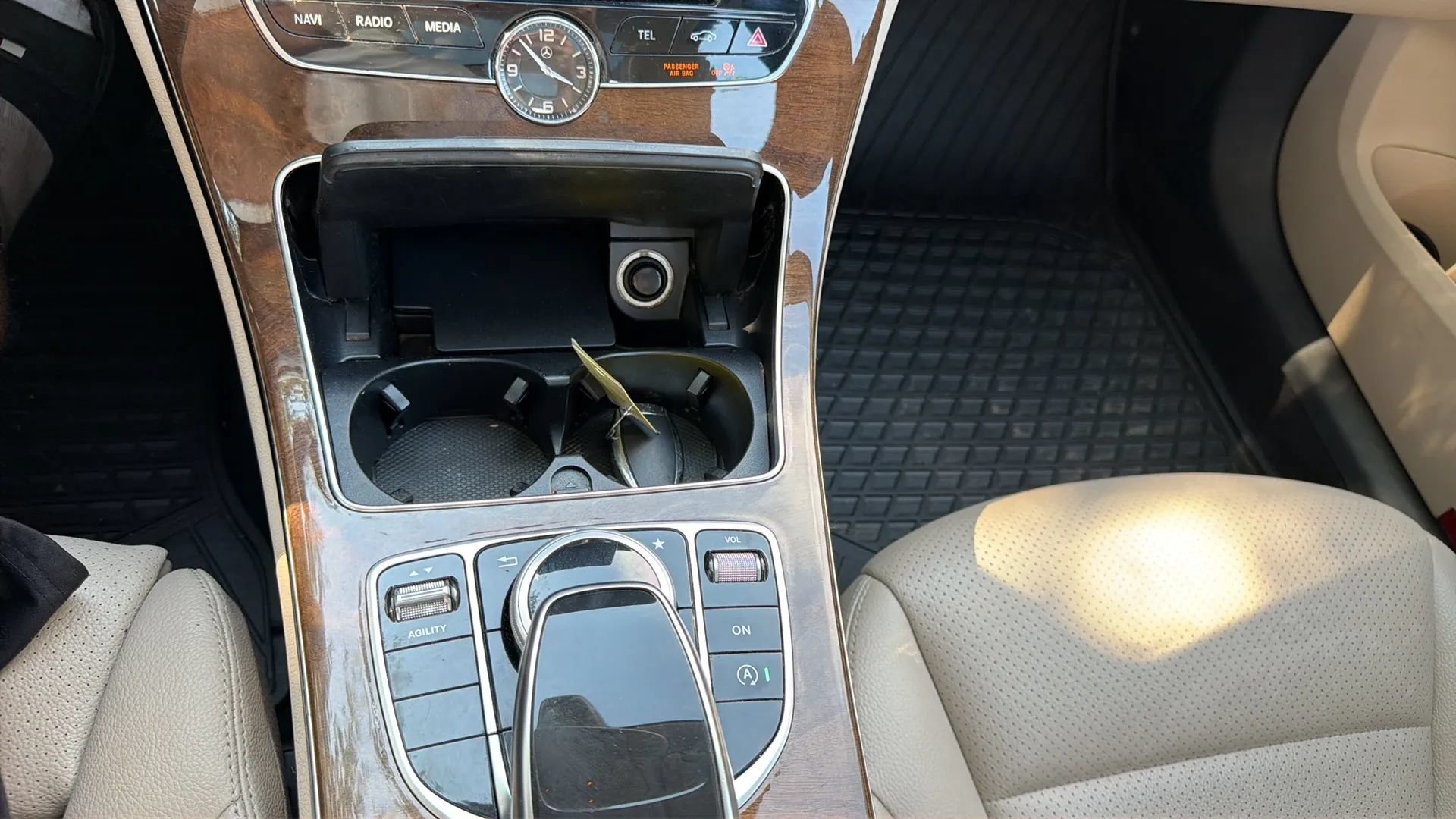 Used 2015 Mercedes-Benz C 300 4MATIC Sedan image 12