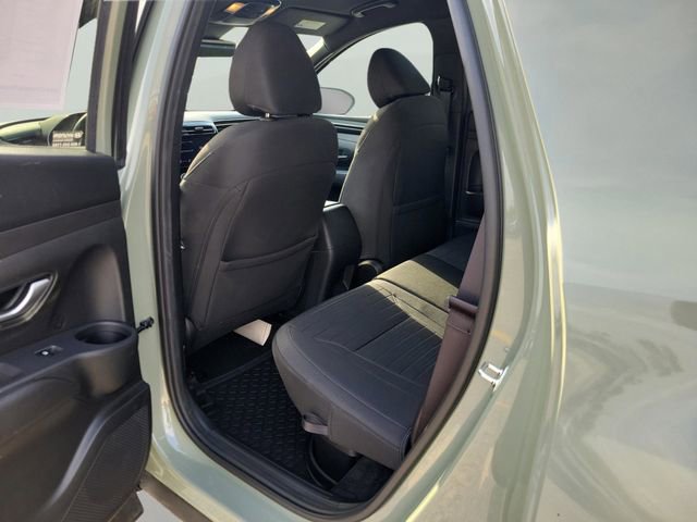 Used 2024 Hyundai Santa Cruz SE image 9