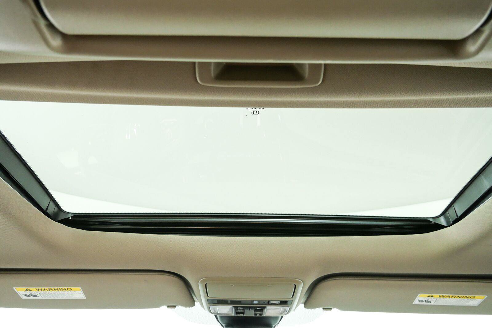Used 2022 Honda Odyssey Elite image 22