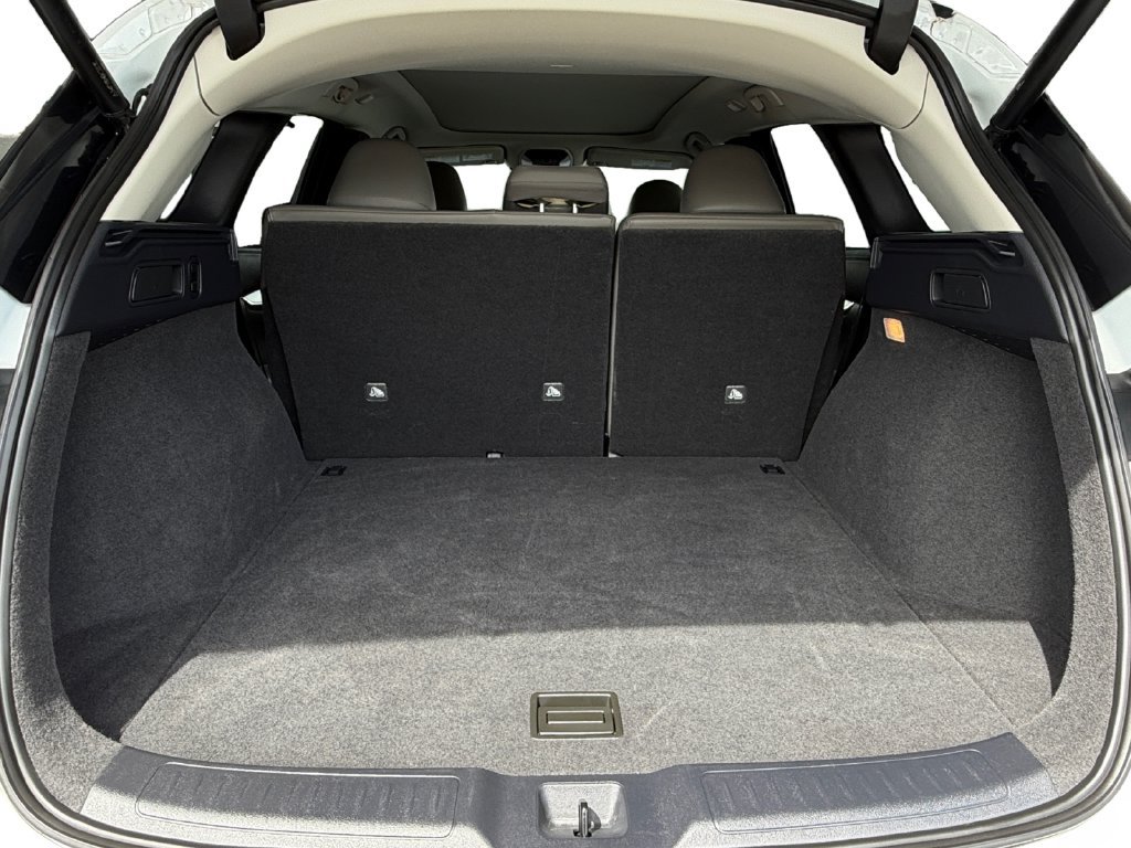 Used 2023 INFINITI QX50 Luxe FWD image 18