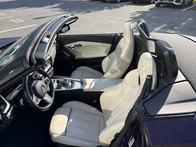 Used 2023 BMW Z4 M40i w/ Premium Package RWD image 18