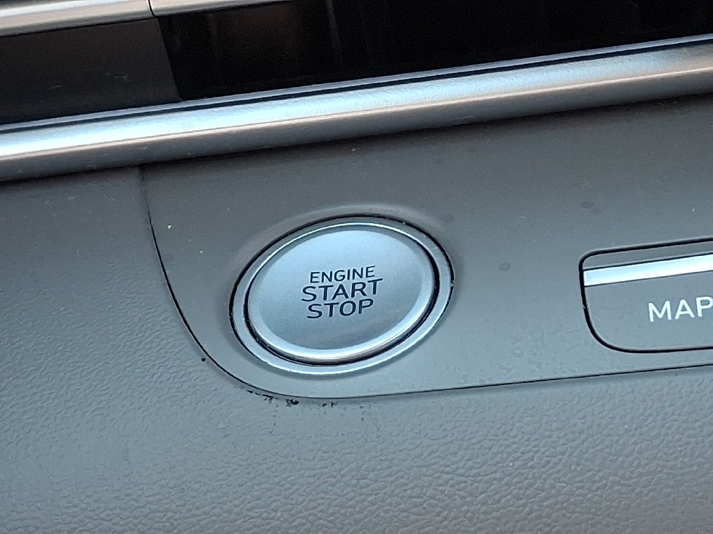 Used 2024 Hyundai Elantra SEL FWD image 22