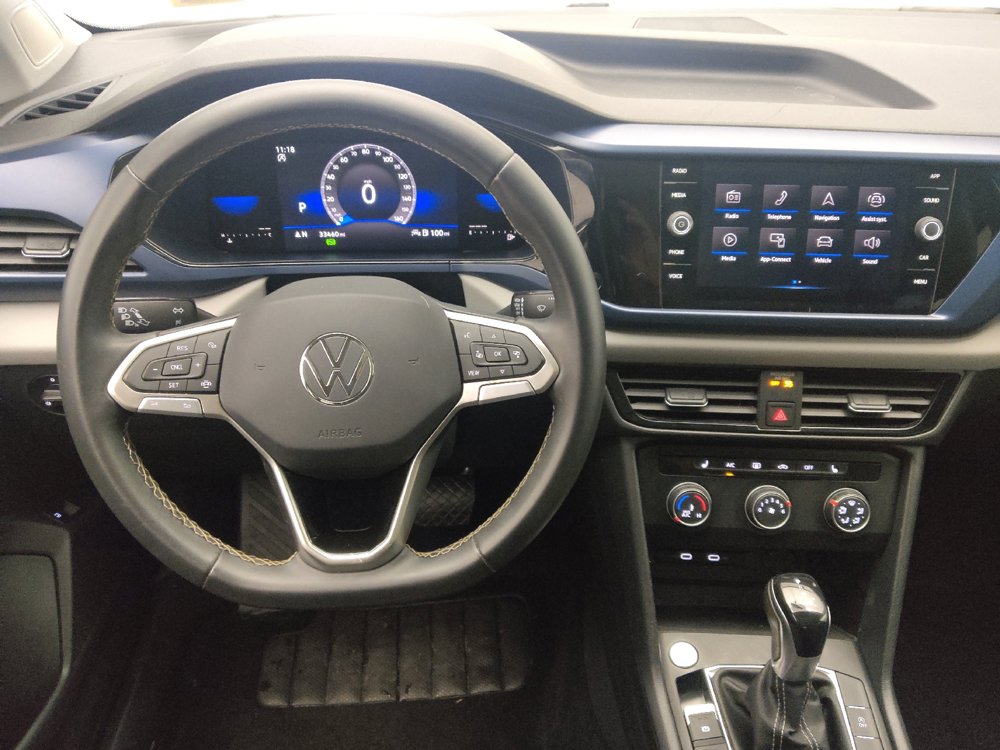 Used 2022 Volkswagen Taos SE FWD image 22